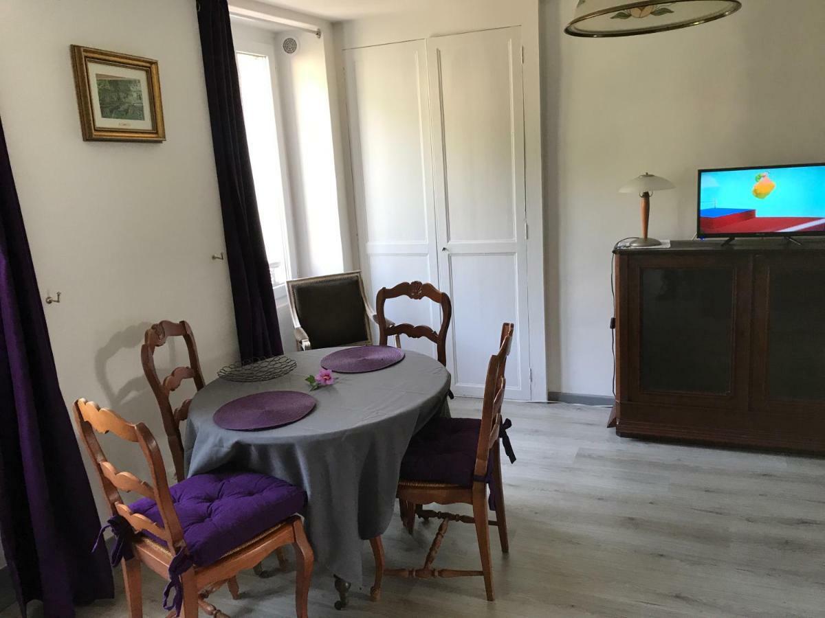 Gite Ancien Relais De Saint-Jacques La Roche-Guyon Ngoại thất bức ảnh
